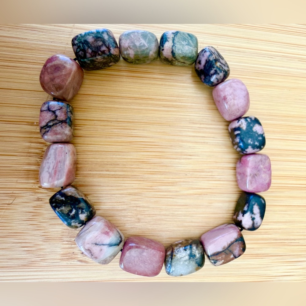 Rhodonite Tumbled Stone Stretch Bracelet - Picture 3 of 5